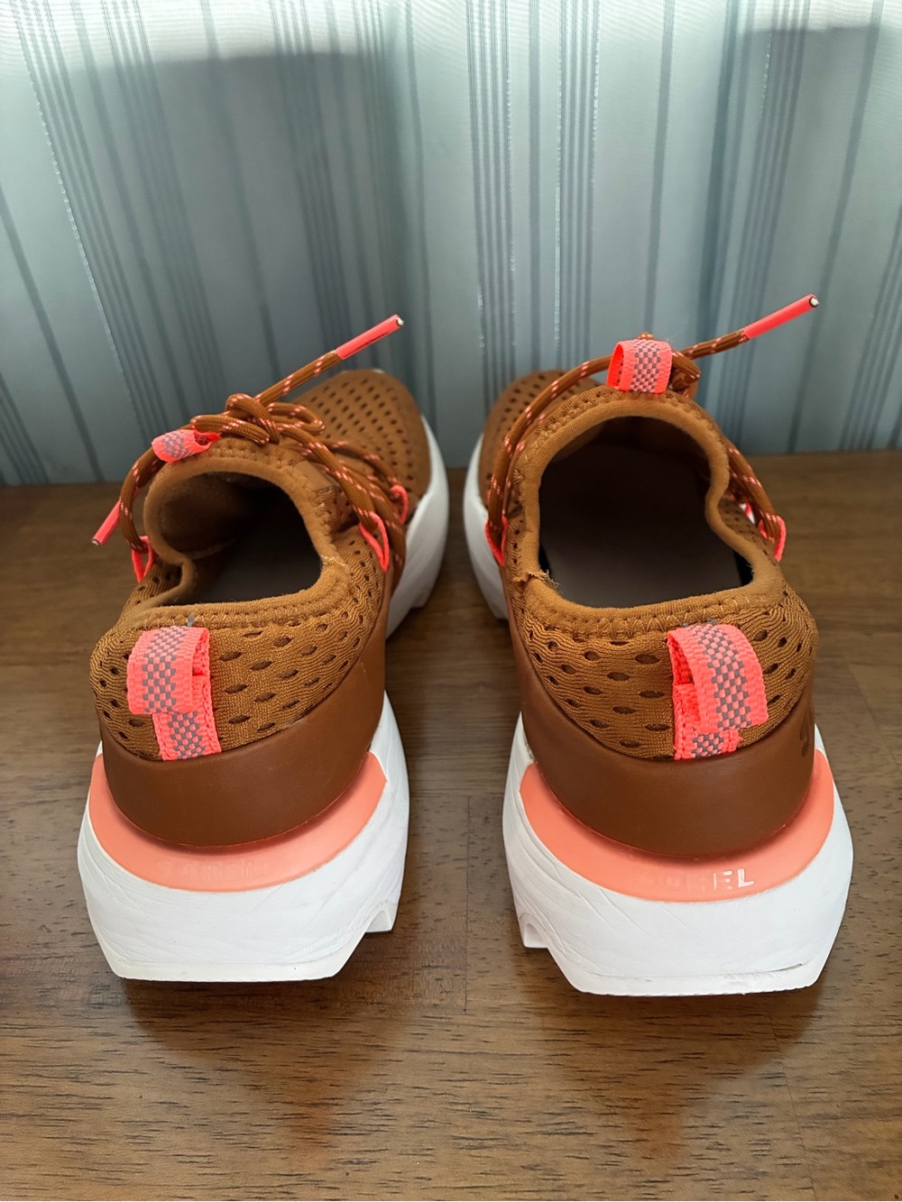 Sorel Kinetic Impact Slip on Coyote Brown Sneakers with Pink Accents - Picture 2 of 8